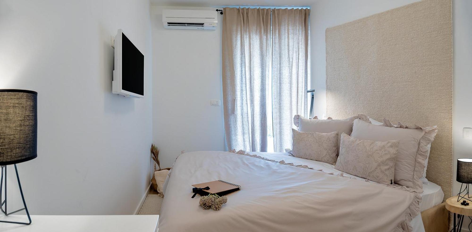 The Pleasurist - Apartment With Private Heated Pool And Terrace Сплит Екстериор снимка