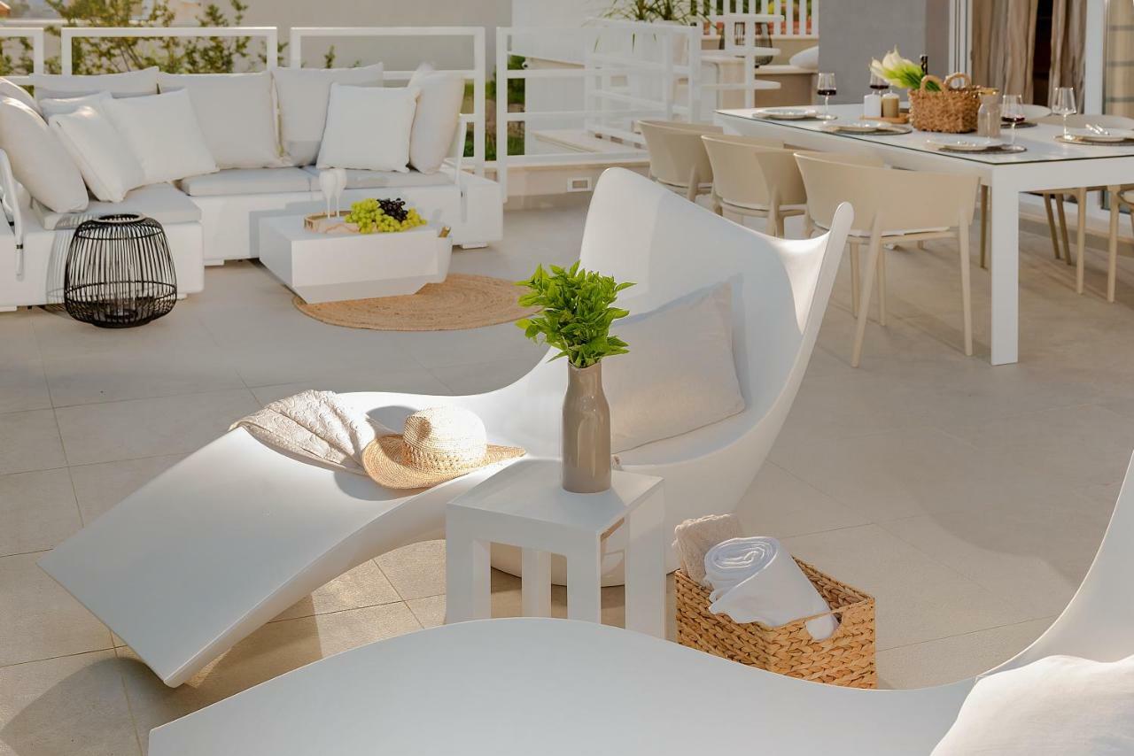 The Pleasurist - Apartment With Private Heated Pool And Terrace Сплит Екстериор снимка