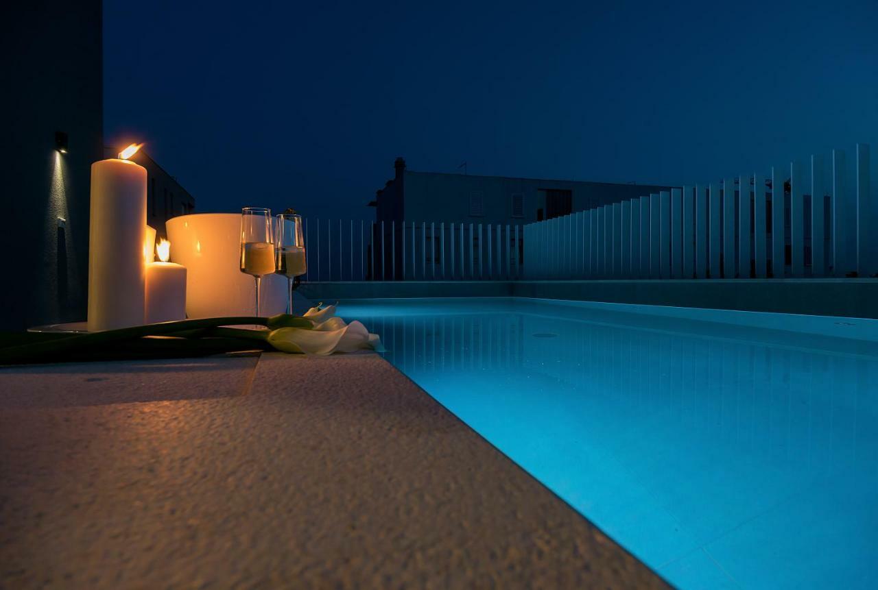 The Pleasurist - Apartment With Private Heated Pool And Terrace Сплит Екстериор снимка
