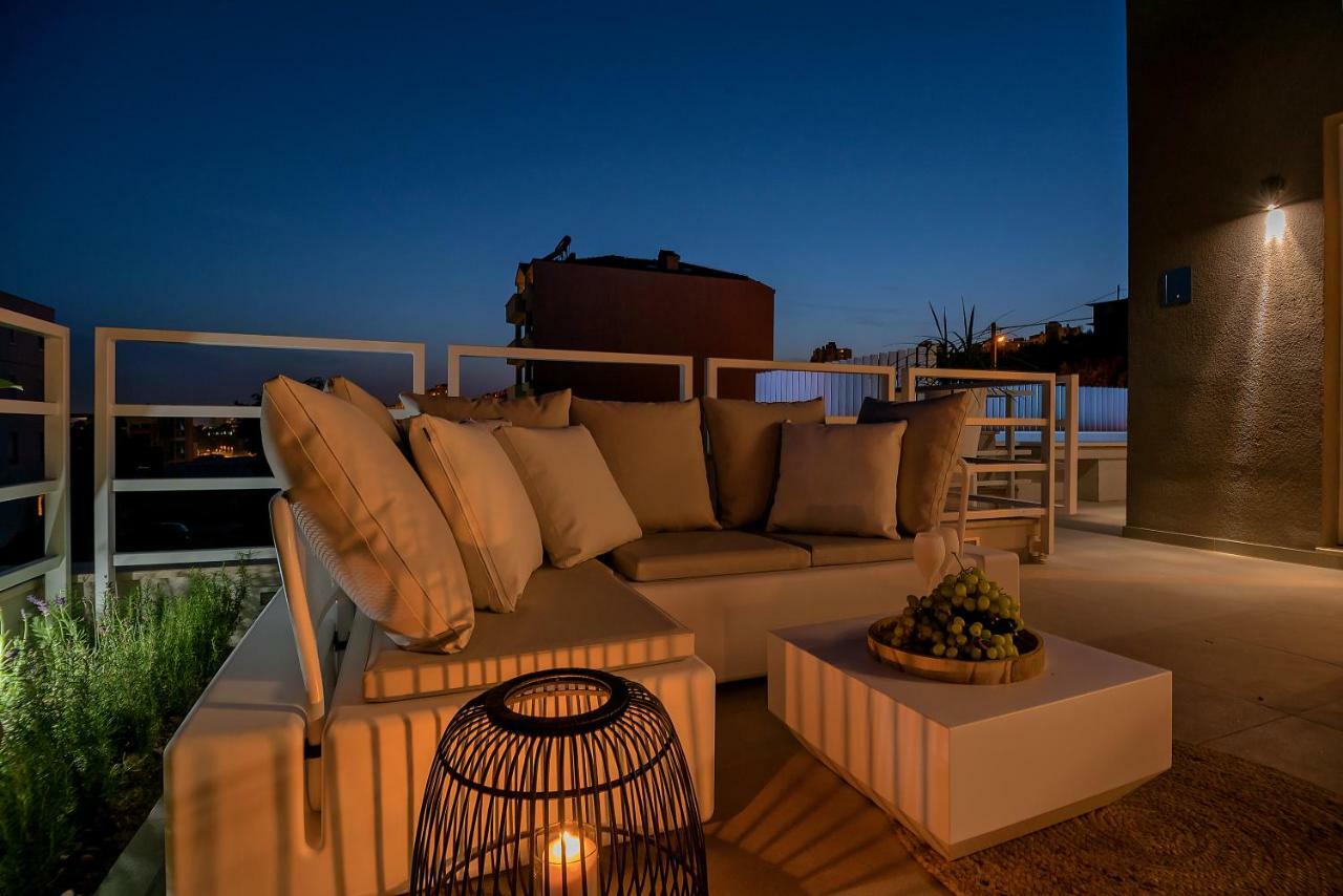 The Pleasurist - Apartment With Private Heated Pool And Terrace Сплит Екстериор снимка