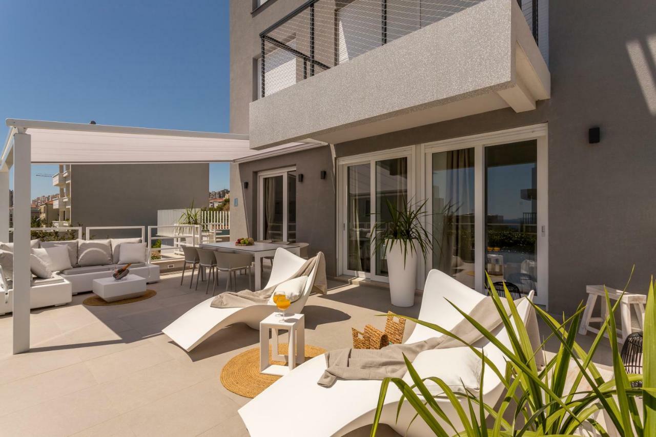 The Pleasurist - Apartment With Private Heated Pool And Terrace Сплит Екстериор снимка
