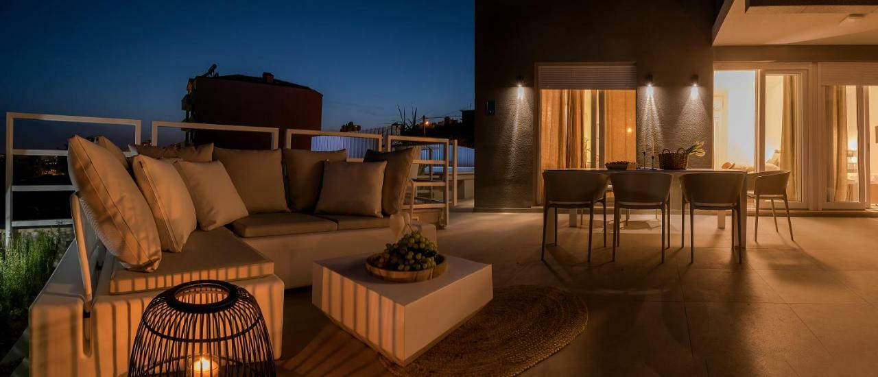 The Pleasurist - Apartment With Private Heated Pool And Terrace Сплит Екстериор снимка